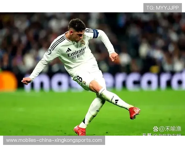 皇马巴尔韦德闪电奔袭一脚推射完成反击教科书